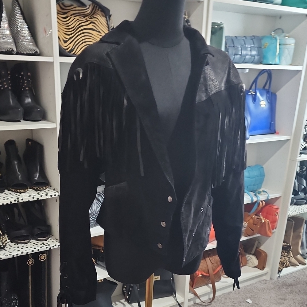 Vintage Black Leather Fringe Jacket - Picture 6 of 10